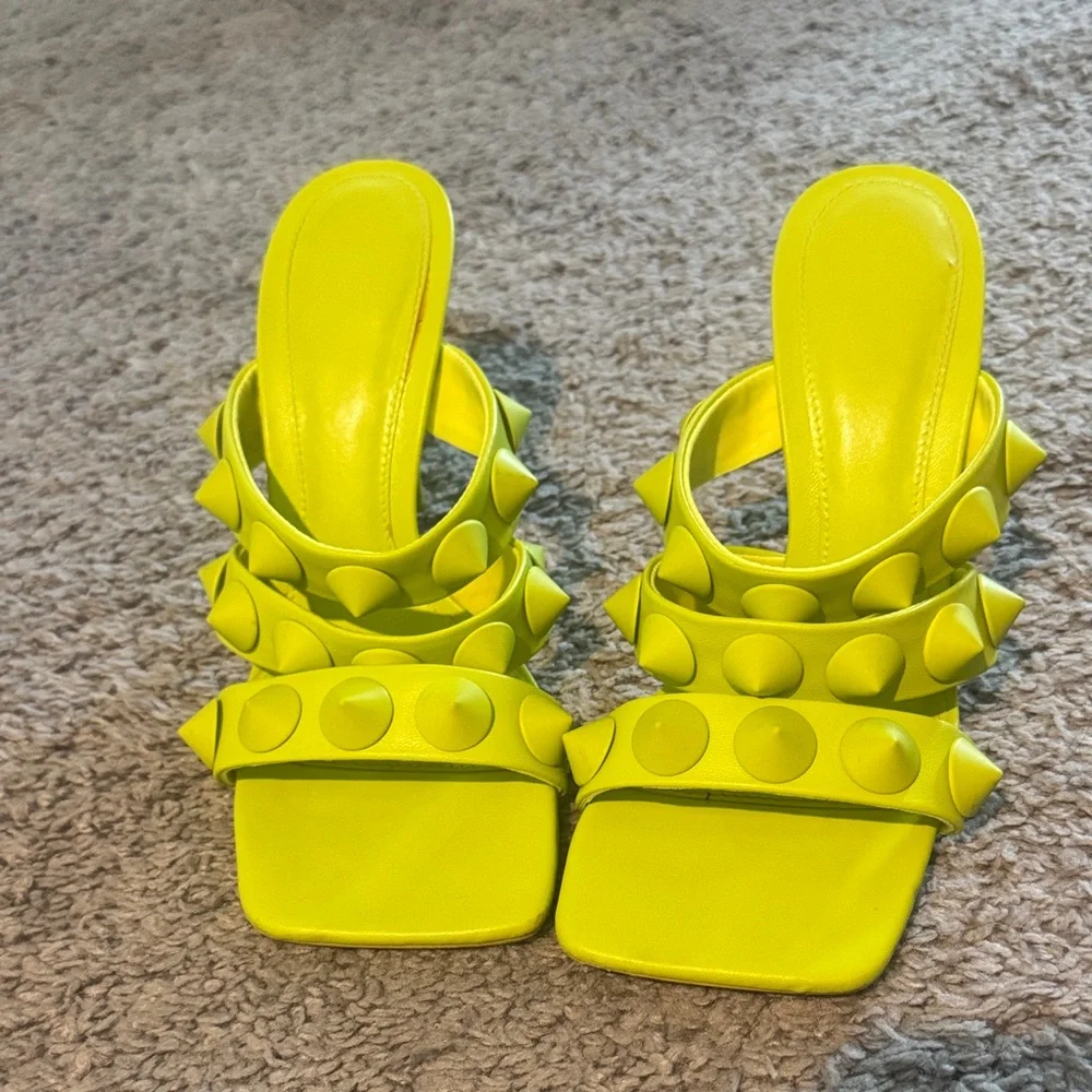 Zara Neon Yellow Studded Heels - Picture 1 of 6